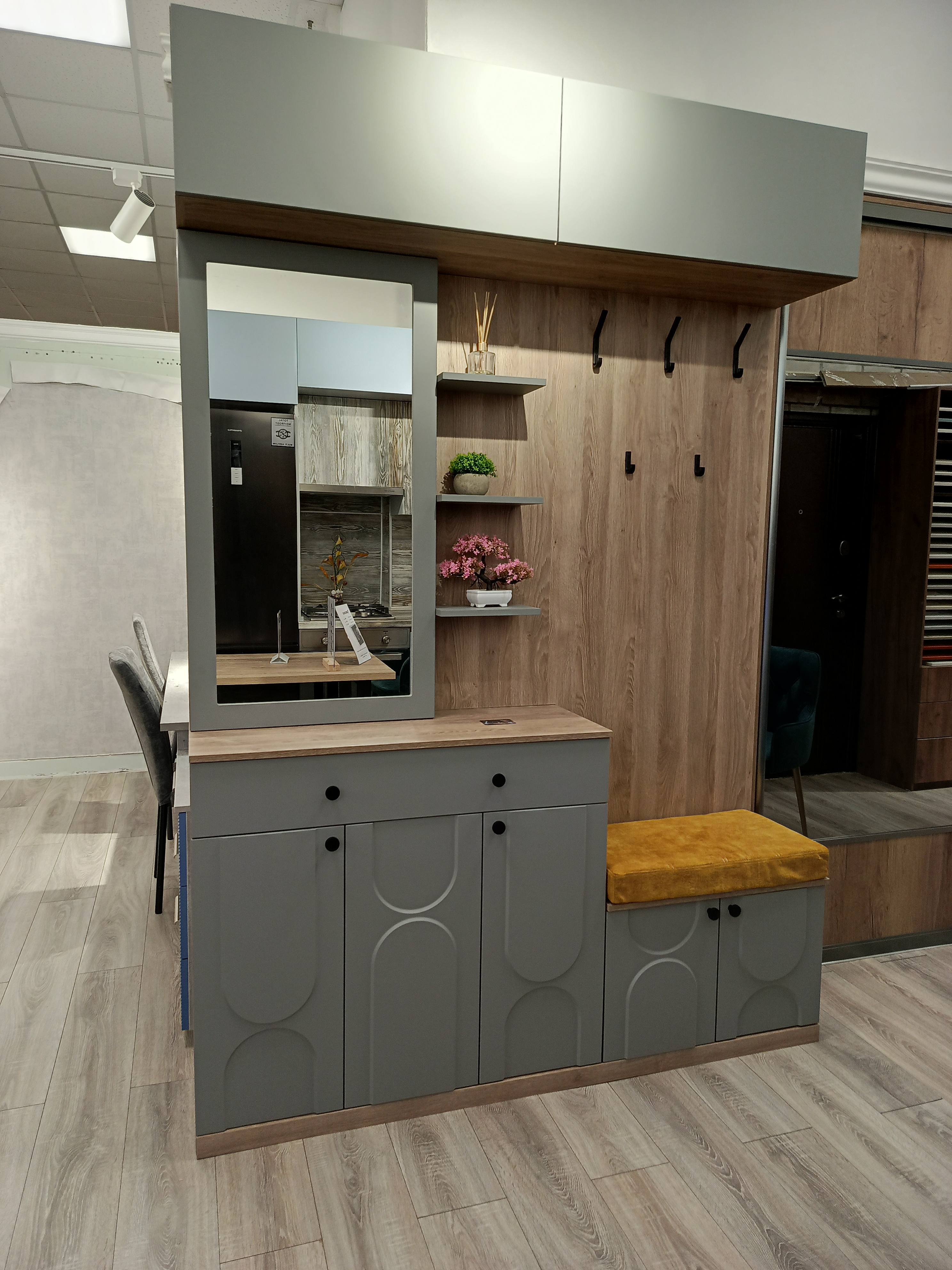 Современная прихожая